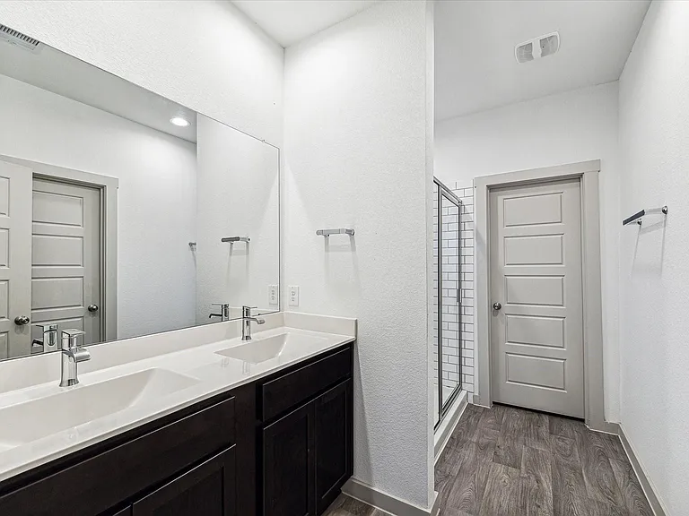 3004 Ludgate Hill Ln — Photo 7