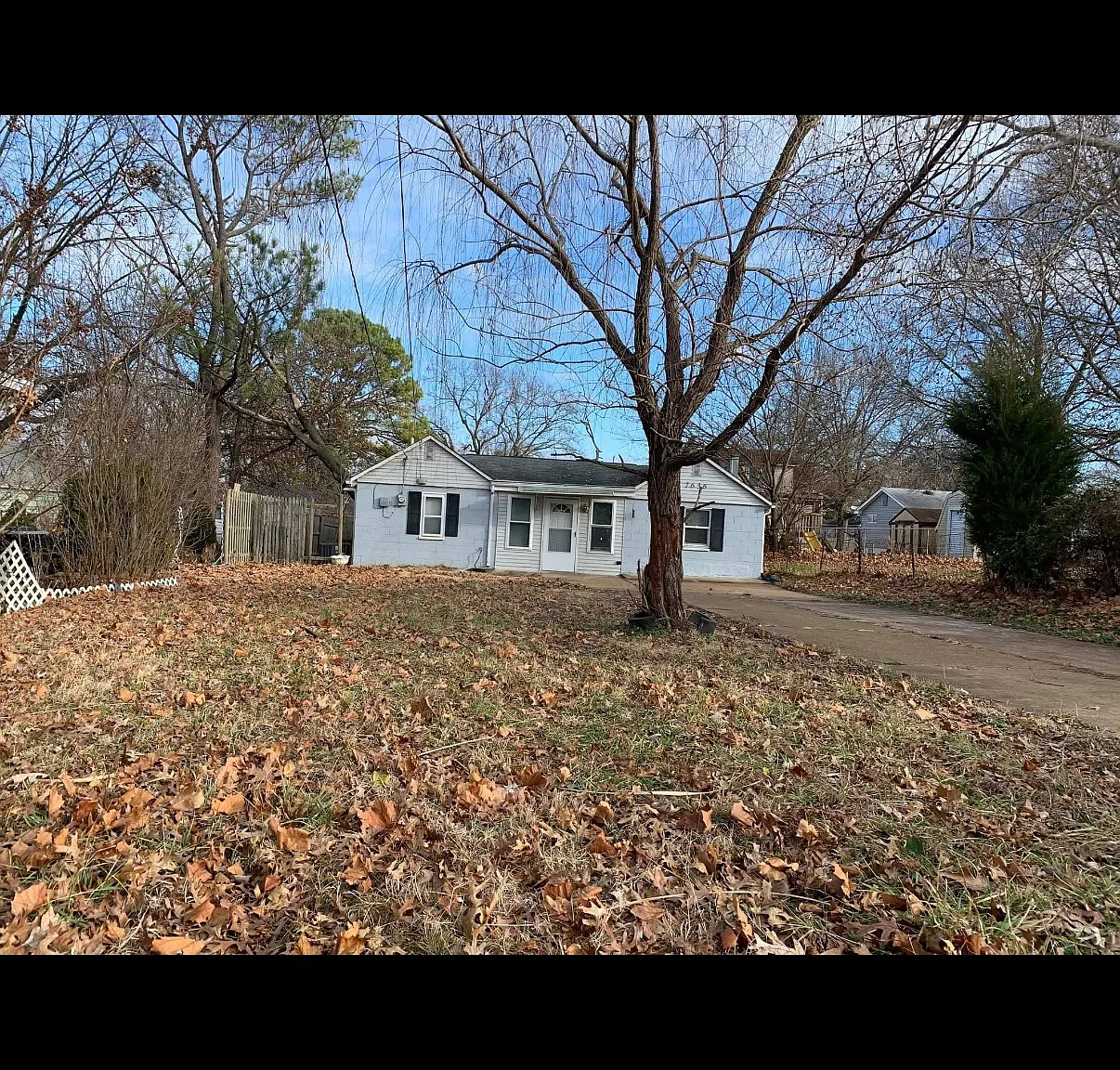 3 bed, 830 sqft, $1,600 — Photo 2