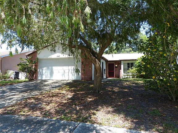 2nd image of 2528 Elderberry Dr