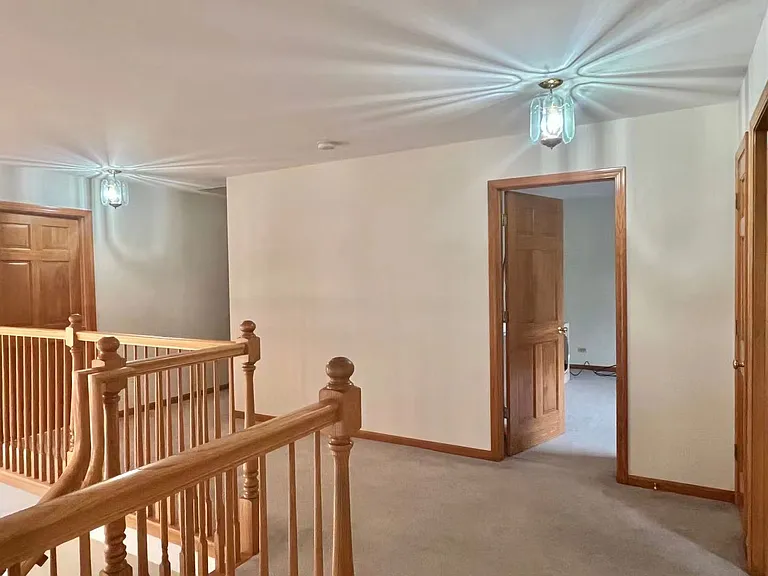 780 Sigmund Rd — Photo 10