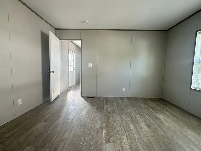 24 Meadowlark Ln — Photo 6