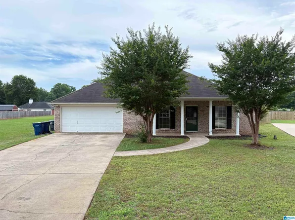 134 Horseshoe Cir, Alabaster, AL 35007