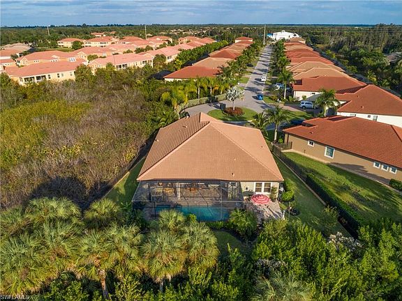 4th image of 8761 Westwood Oaks Pl