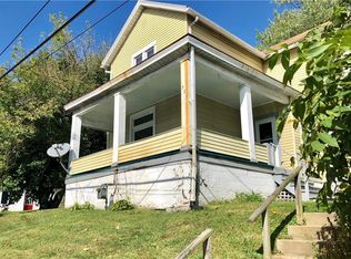 321 Harrison Ave, Jeannette, PA 15644