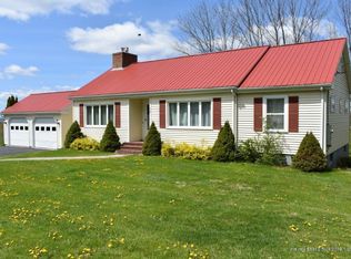 70 Metcalf Rd, Winthrop, ME 04364