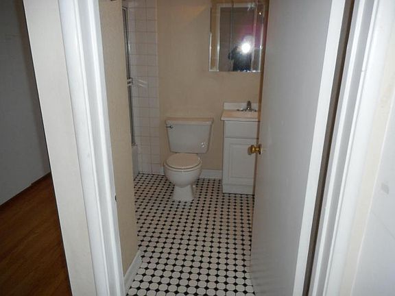 5th image of 3811 Opal St #0
