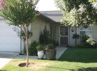 4020 E Robinson Ave, Fresno, CA 93726