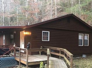 125 Overlook Dr, Robbinsville, NC 28771