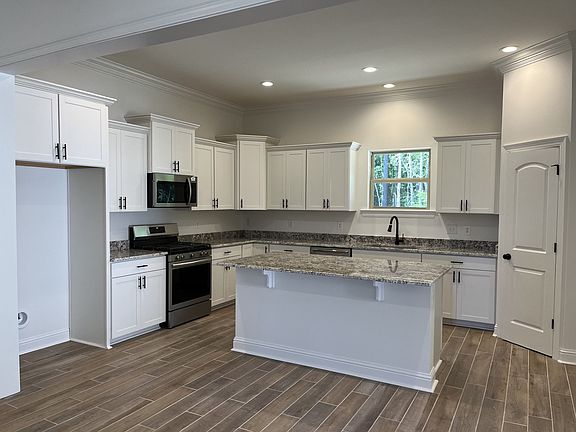 5th image of 42335 Blue Bay Dr