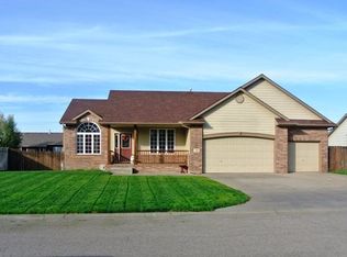 408 E Edwards St, Bentley, KS 67016