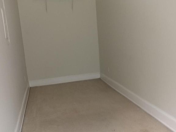 5th image of 1308 Willow Branch Ave APT 10