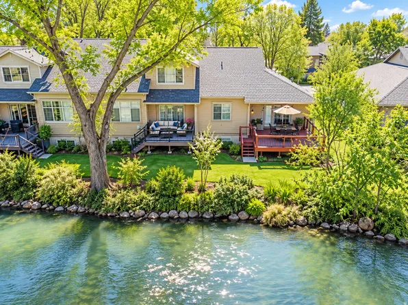 2246 W Mackay Ln S, Salt Lake City, UT 84129