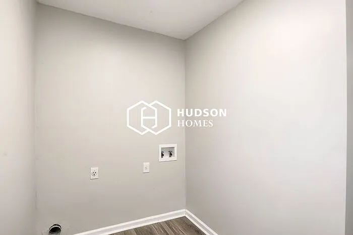 6519 Daybreak Dr — Photo 24