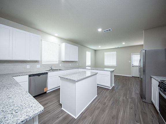 7th image of this home