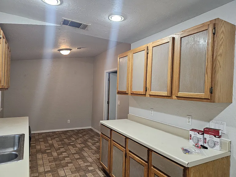 1112 Jet Dr — Photo 9