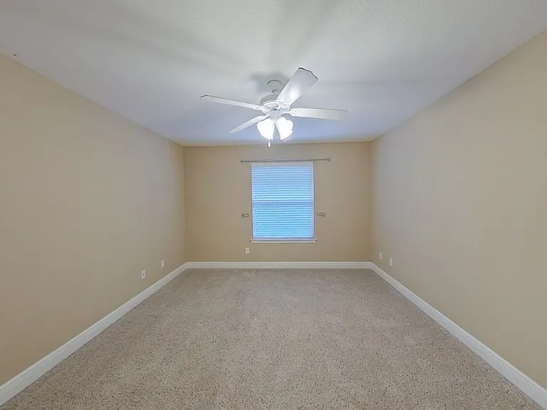 2240 Hadleigh Hills Ct — Photo 13