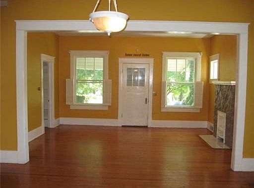 2nd image of 817 N Park Ave