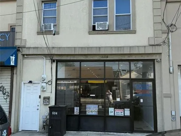 604 Midland Ave, Staten Island, NY 10306