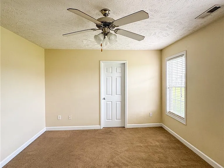 316 Ivywood Ln — Photo 16