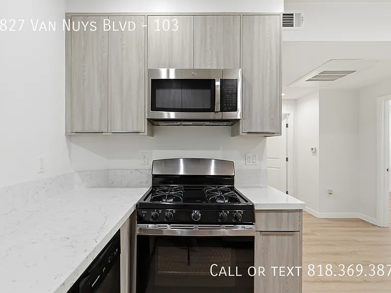 8827 Van Nuys Blvd #103 — Photo 8