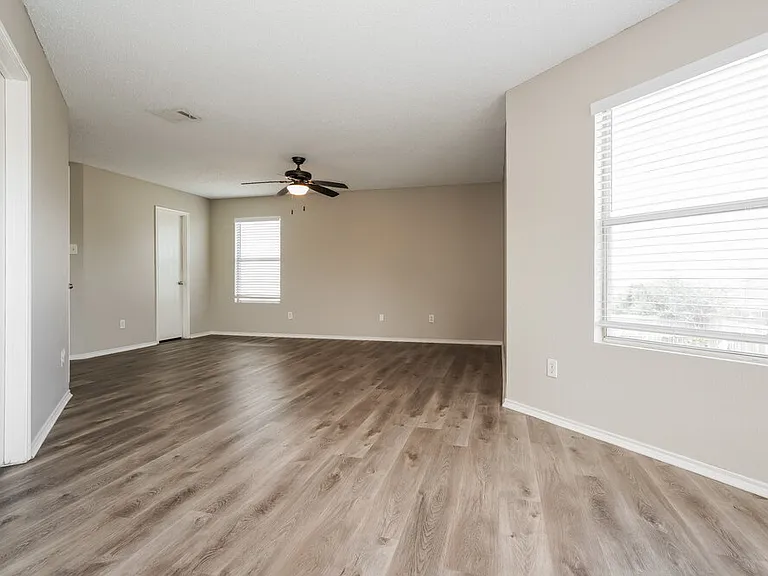 316 Dakota Ridge Dr — Photo 12