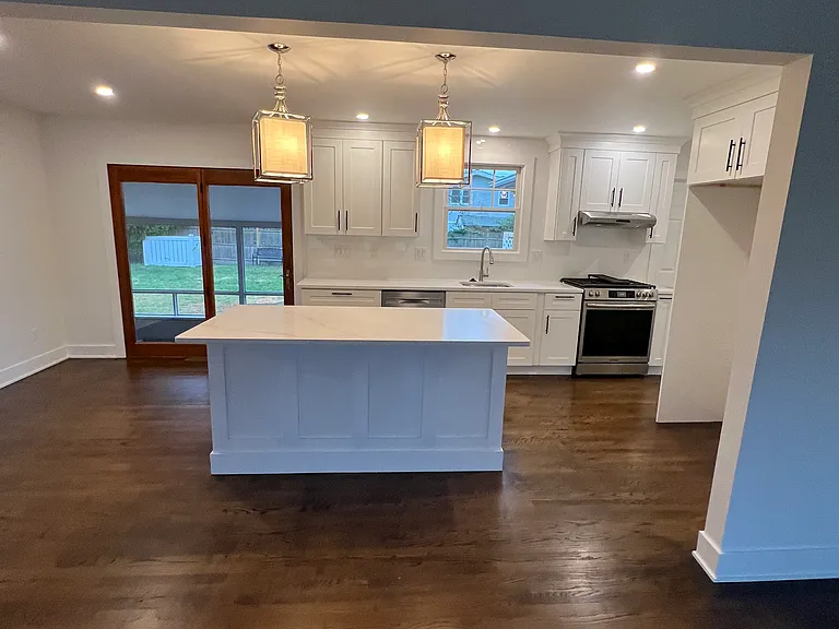 620 Hollywood Dr — Photo 6