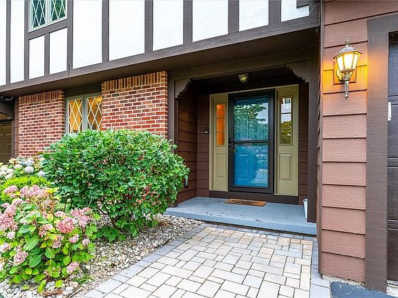 3rd image of 41 Cambridge Ct