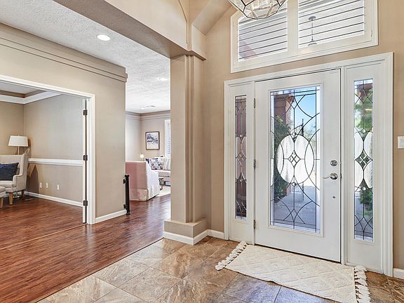5th image of 3706 Saint Andrews Dr SE