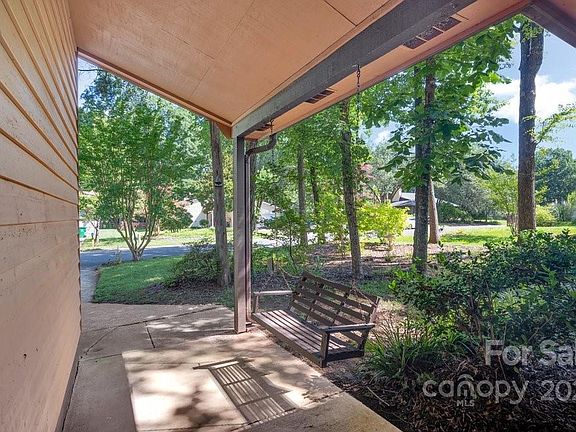 2nd image of 3741 Sweetgrass Ln