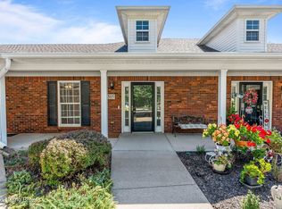 6505 Renate Rd, Louisville, KY 40291