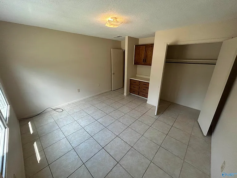 124 Michael Ave #B — Photo 10