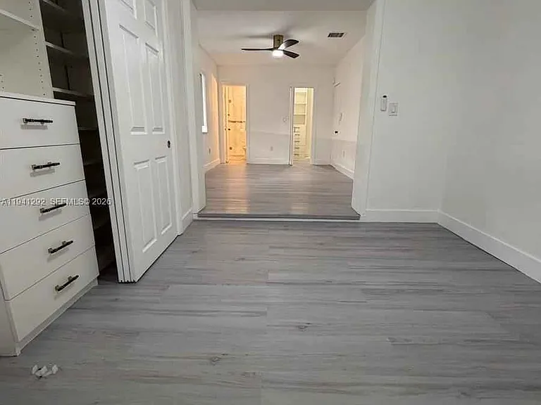 SW 96th Ave — Photo 28