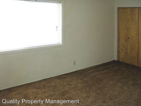 5th image of 220 N Ivy St APT 14