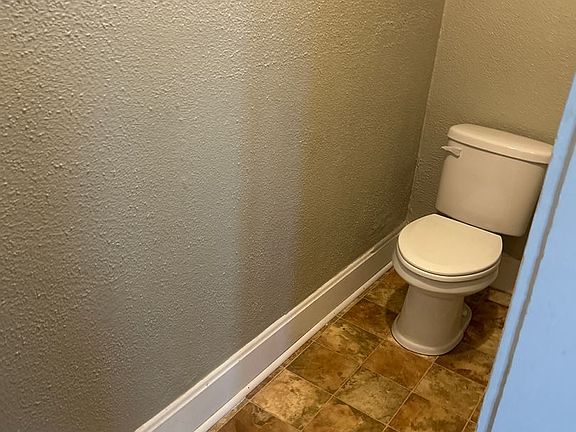 2nd image of 413 School St #415