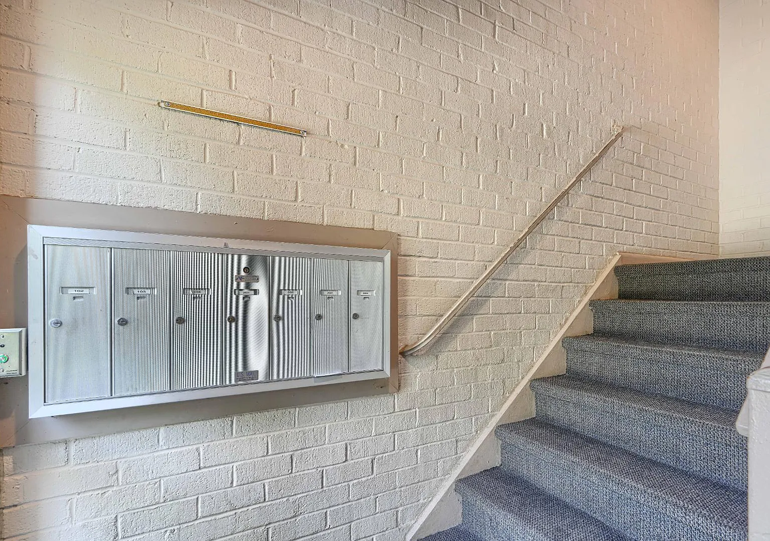 14 Mountbatten Ct - 14 Mountbatten #203 — Photo 4