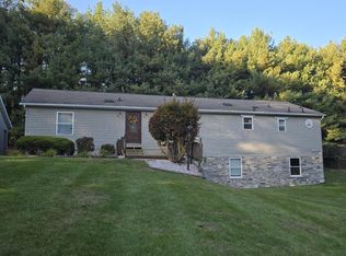 28334 Witt Lake Rd, Sturgis, MI 49091