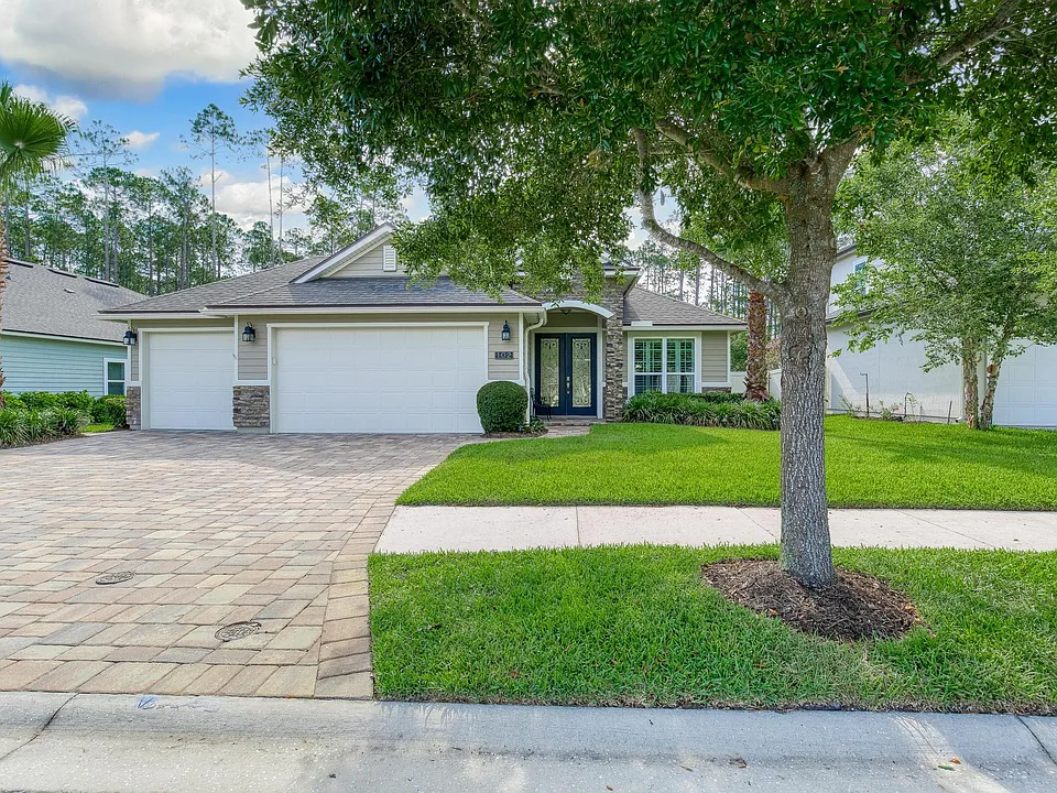 102 Senegal Dr
