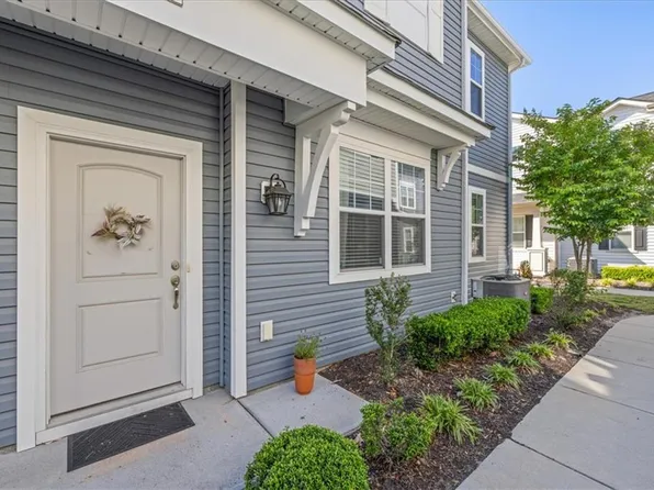 5043 Hawkins Mill Way, Virginia Beach, VA 23455