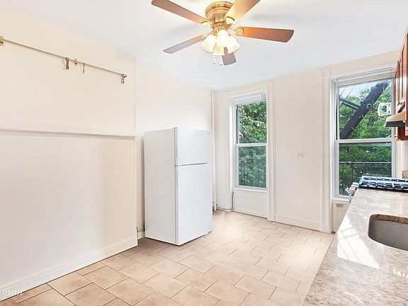 4th image of 488A 7th Ave APT 2