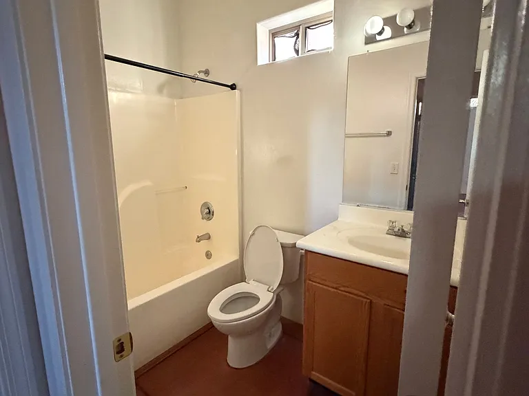 3619 E 4th St #3619-4TH-ST — Photo 3