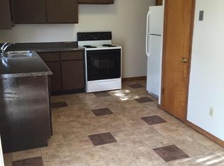 1054-56 Munroe Falls Kent Rd, Kent, OH 44240