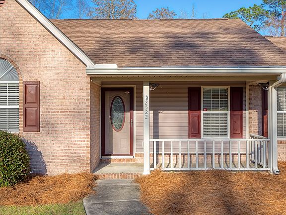 2nd image of 2522 Winnwood Cir