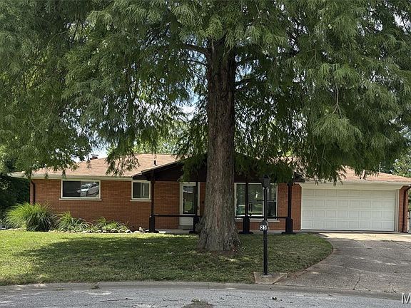 2nd image of 25 Willowbrook Dr