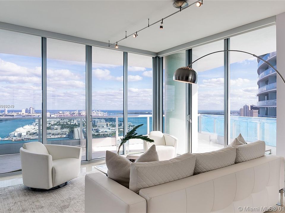 1st image of 900 Biscayne Blvd APT 4001