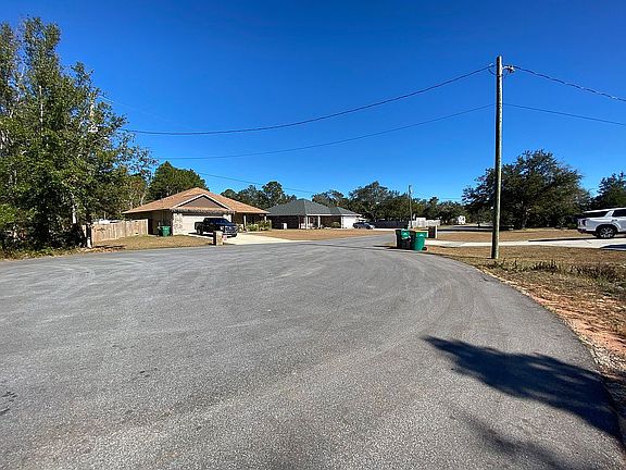 3rd image of 2949 Sherwood Dr