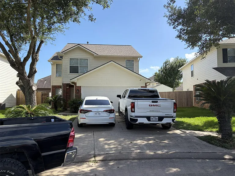 4127 Mistissin Ln — Photo 1