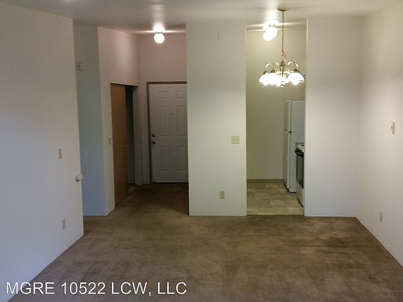 5th image of 10522 Lake City Way NE APT 402