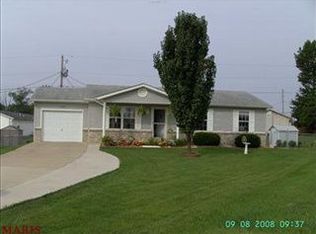 1215 Mulberry Ct, Troy, MO 63379