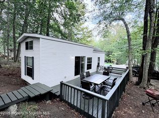 284 Wildlife Way, Gouldsboro, PA 18424