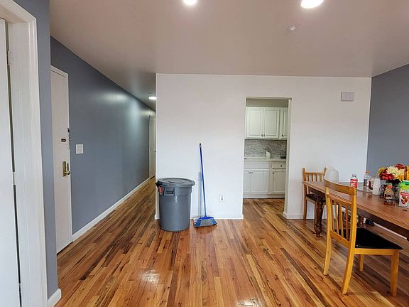 4th image of 168-70 93rd Ave